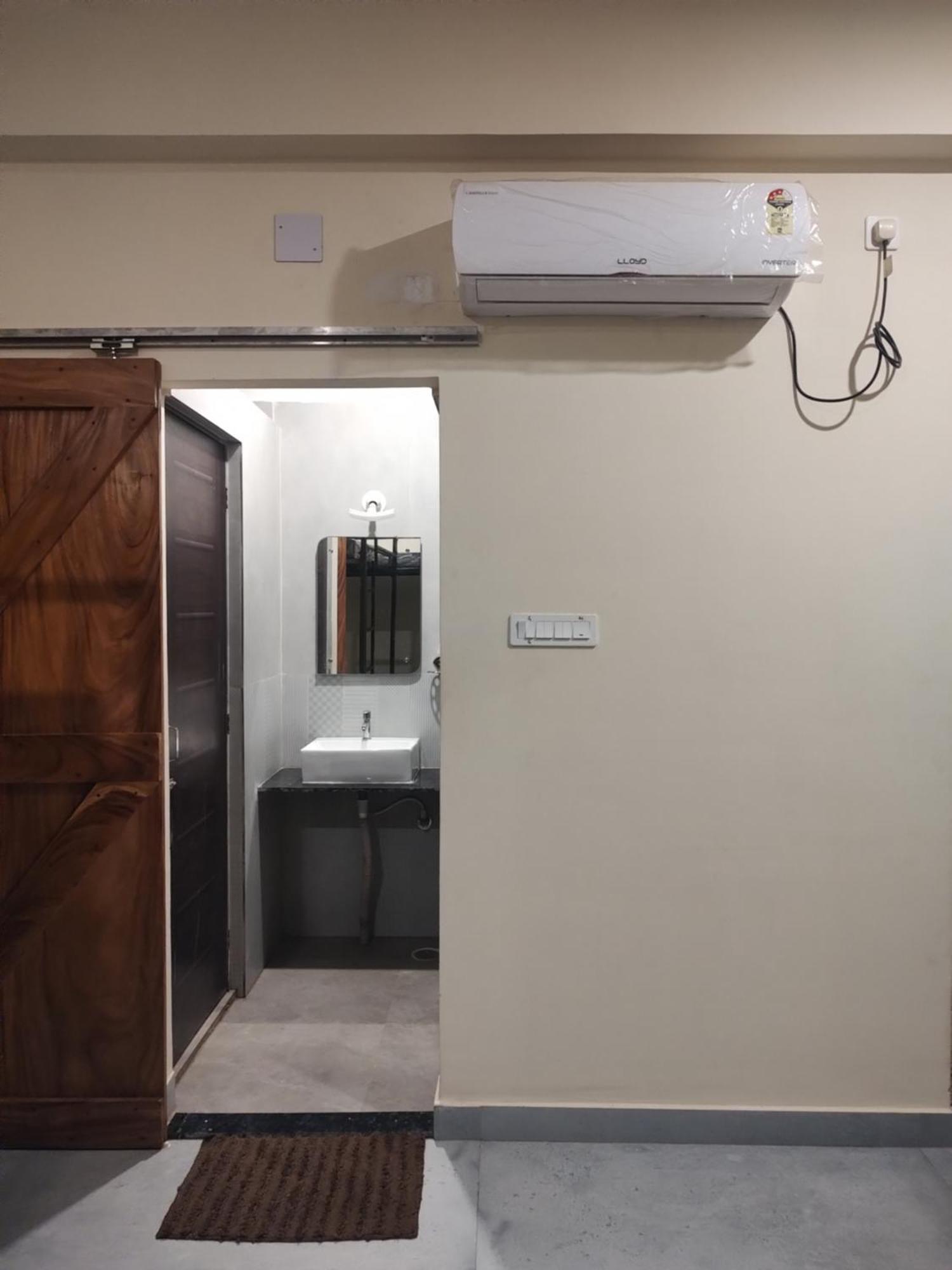 Tavasmi Hostel Puri Kültér fotó